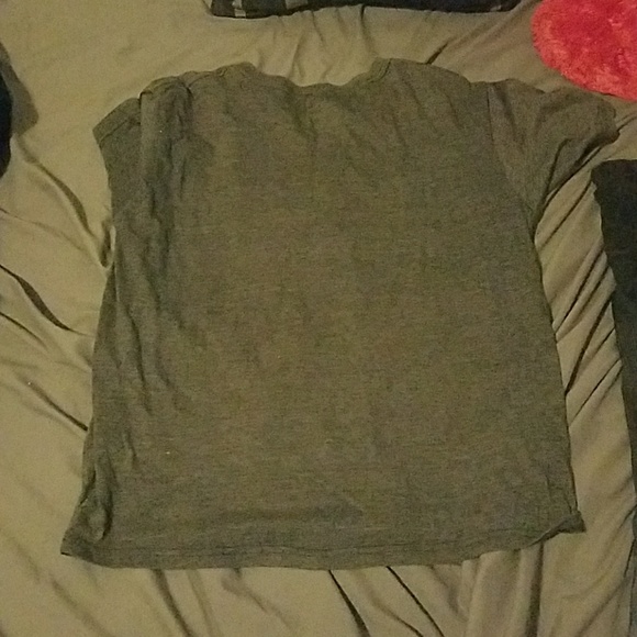 Billabong t shirt - Picture 2 of 2